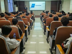 学院员代表及2023级本科生代表加入